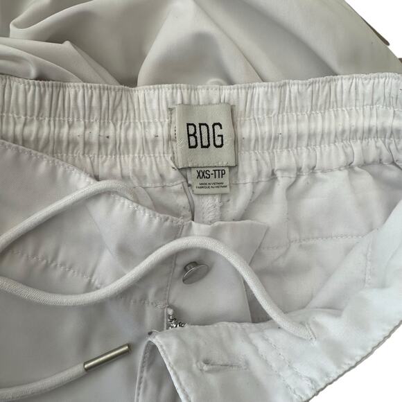 BDG Urban Outfitters Wide Leg Satin-ish White Pants Track Sporty XXS - Picture 4 of 5